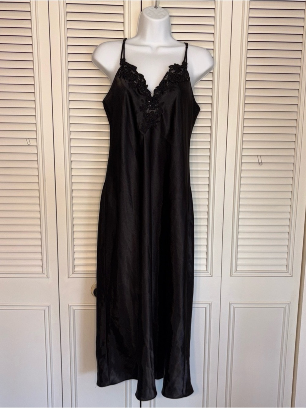 Expressions Vintage Lingerie Chemise Slip Nightgown Sleepwear Sz M Black Beaded